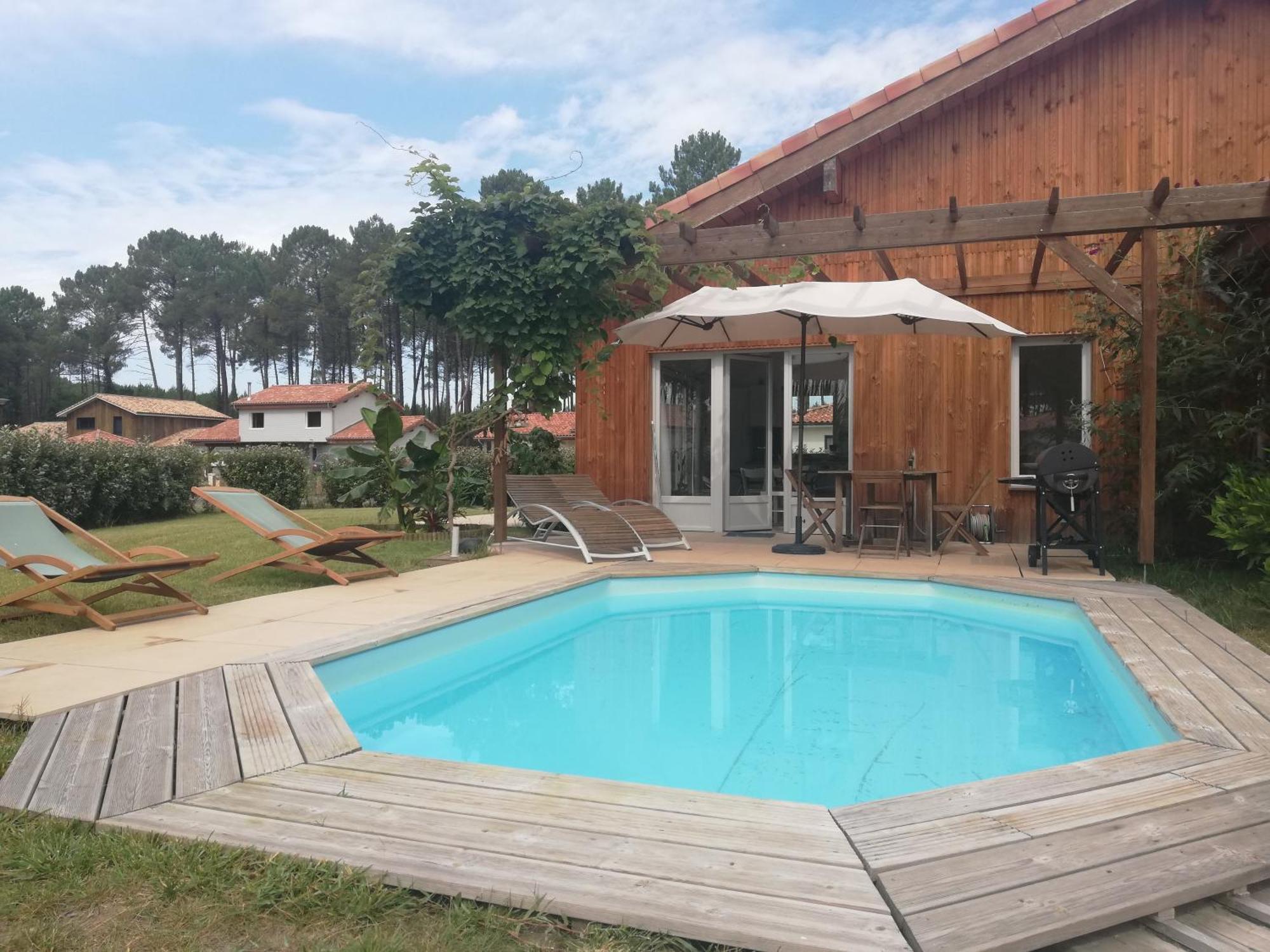 Maison Moderne Proche Lac Et Plage Léon Εξωτερικό φωτογραφία